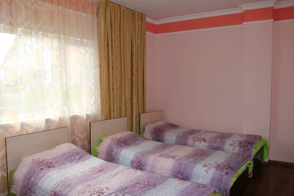 Гостевой Дом "Ысык-Куль - Светлана" Cholpon-Ata Exterior foto